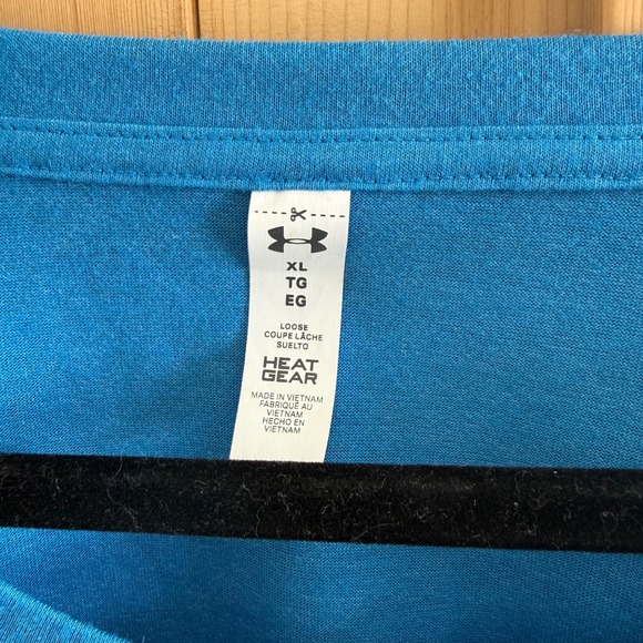 Under Armour Heatgear Womens Long Sleeve Top Blue Open Back Loose Fit XL - Picture 2 of 10